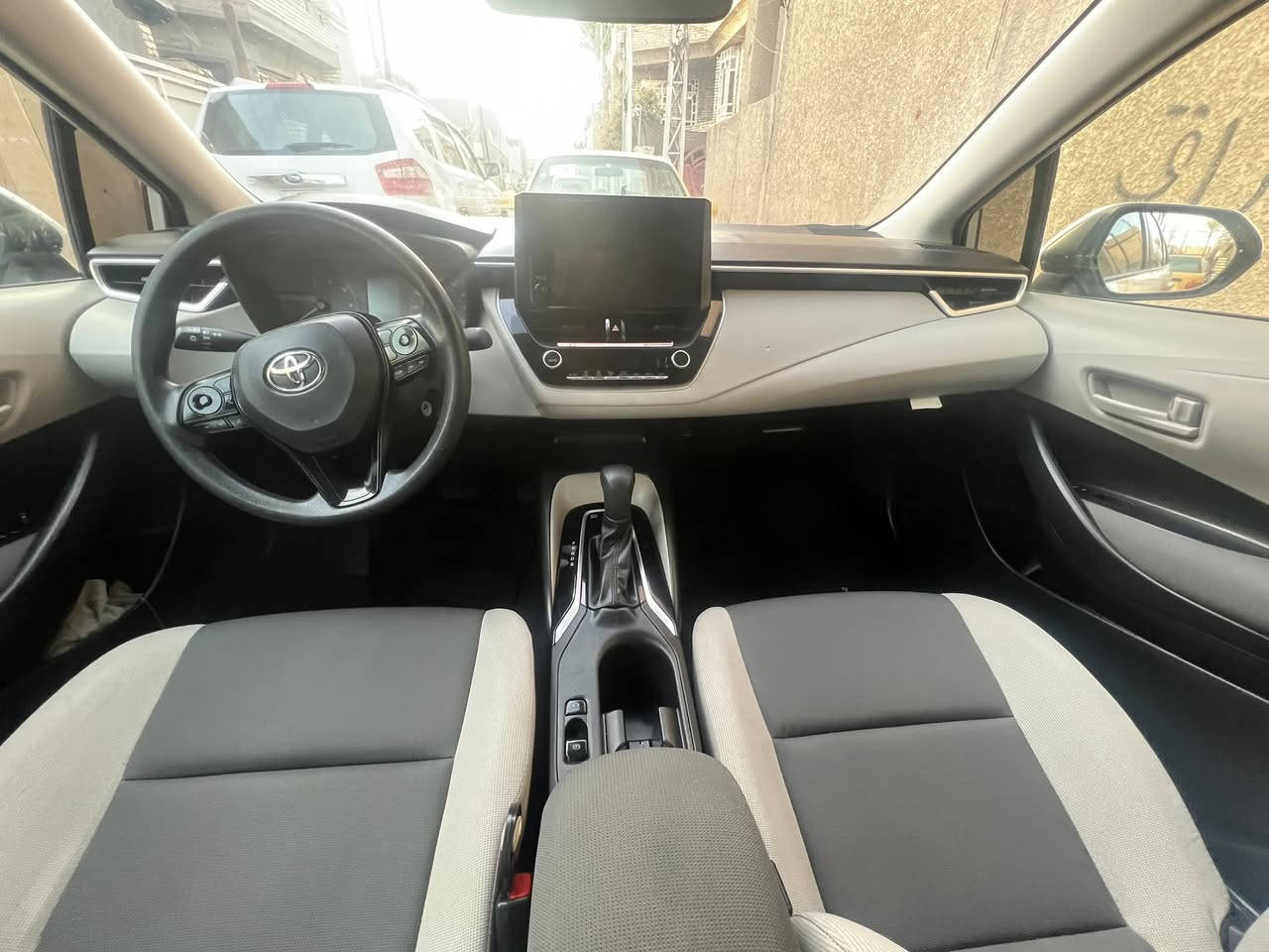 كورلا 2025 le  هايبرد
بدون تبديل اي قطعه

ماشيه 2 ميل فقط يعني زيرو 

مرقم بغداد 11 

مكاني زعفرانيه 

***********

السعر 177
