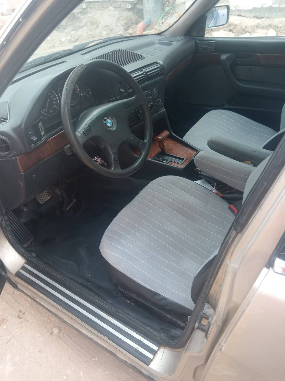 بي موديل1992
525مكينه مسكر عدله مكفوله مكينه وكير وحداديه كهربائي كله شغاله ساره شرط المداور عنوان ديوانية السعر 60. وبيهه مجال رقم التلفون ***********
