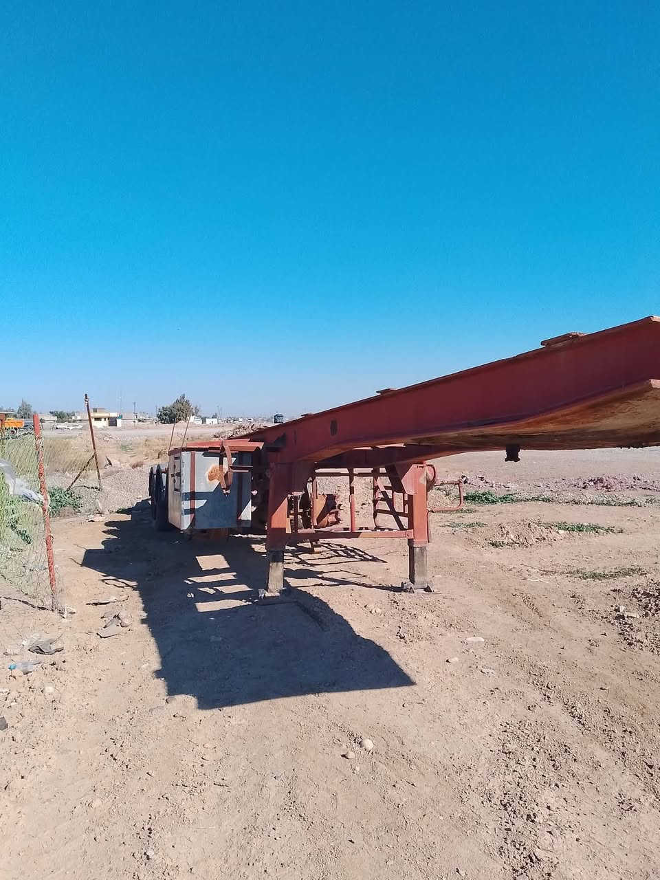 السلام عليكم
شاصي للبيع 
ثلاثة دناكير 
الاستفسار على الرقم ***********
