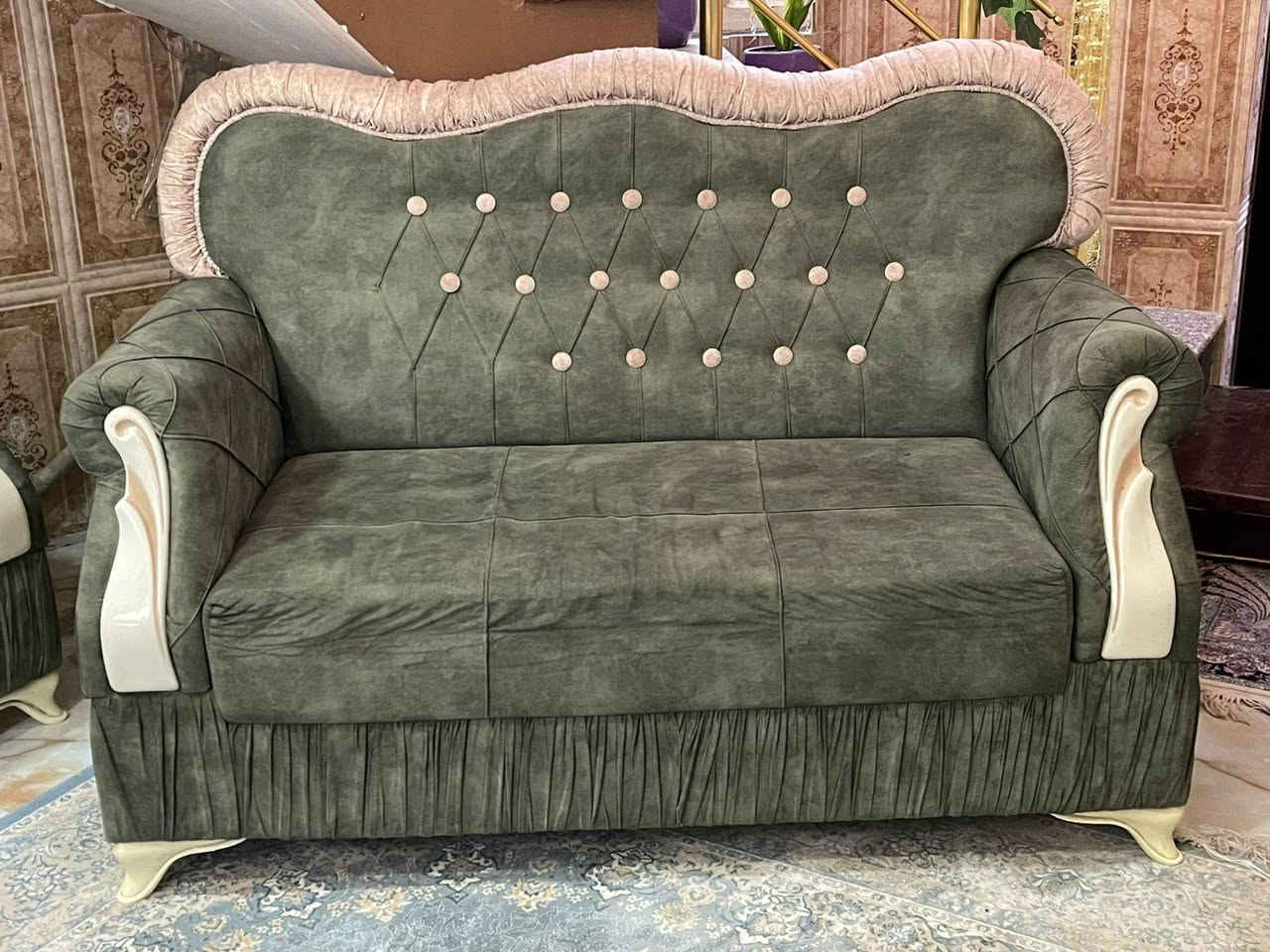 السلام عليكم تخم بعده جديد نظيف مابي اي خسف 5 قطع عشر مقاعد للبيع السعر خاص


**إذا كنت صاحب هذا الإعلان وتريد حذفه لأي سبب، رجاءا أرسل رسالة إلى الدعم الفني**