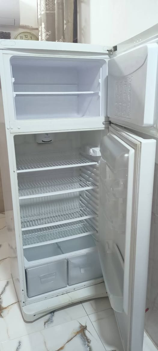 ثلاجة ب150
***********
