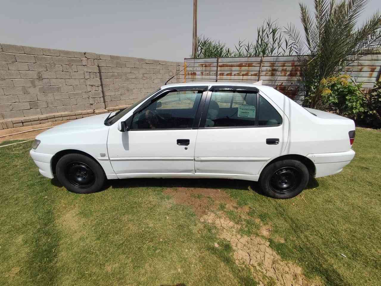سيارة بيجو 2001 كير محرك مكفولات تبريد شغال ثلج السعر 45 بيها مجال المكان بغداد ***********
