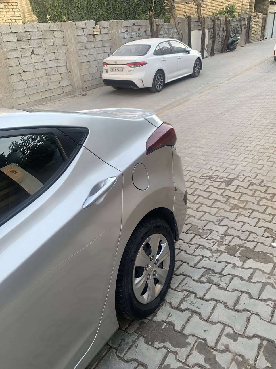 النترا ٢٠١٦ وارد امريكي محرك ٢٠٠٠ رقم اربيل باسمي شرط تحويل
حادثها جاملغ الخلفي جهة السايق حادث خفيف
صبغ الجاملغ الخلفي والباب الخلفي جهة السايق وبيهة طخات بسيطة مثل ما موضح بالصور بجم كبس وليبل واحد  ورقم انكليزي
السعر ٩٥ 
مكاني بغداد زراعي حي العدل رقم الهاتف
***********
