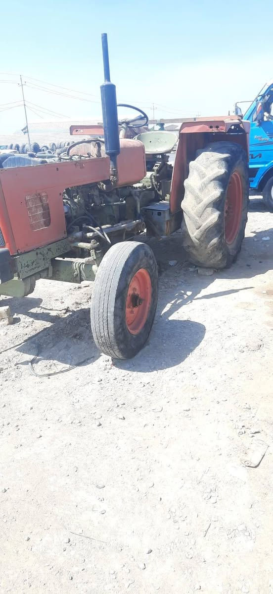 مكينة عنتر موديل 88 بور ستيرن مال جناي جاهزة نظيفة واسط الزبيدية للاتصال ***********

