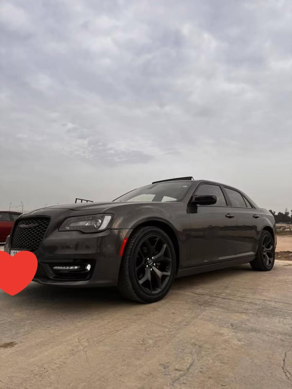 شايف كل لخير الياخه سياره من لنوادر الله شاهد ستخدام شخصي وستيرادهه ع ايدي  كلش حلوه ومال جني 
بيع او مراوس 
اوباما 2022 فئة S فول مواصفات للاخير 1/1 عدا الرادار حادثه جاملغ وبنيد مبدلات نفس اللون بدون دواخل بدون صبغ سيارة كله فقط الدعامية الامامية مصبوغة ايرباك دركة ودشبول ماشية 64mi سيارة على ايدي اني مستورده رقم بغداد الجديد بسمي تحويل ثاني 
بنوراما 
بصمة بيبان 
ترحيب 
كشنات تدفئة تبريد 
نقطة عمياء 
رادار بالمري 
حساسات امامية خلفية جانية 
كشنات S جلد
كير ماوس 
اشاير بالمري 
كشنات كهرباء 
تدفئة بالسترين 
نظام سبورت S
بعد بيه هواي مواصفات وعليه اضافات السعر 265 مكاني بغداد   للاستفسار   ***********
