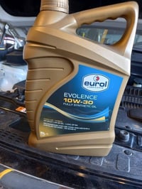 مركز عقيل • تبديل زيوت • بسماية تاير مول