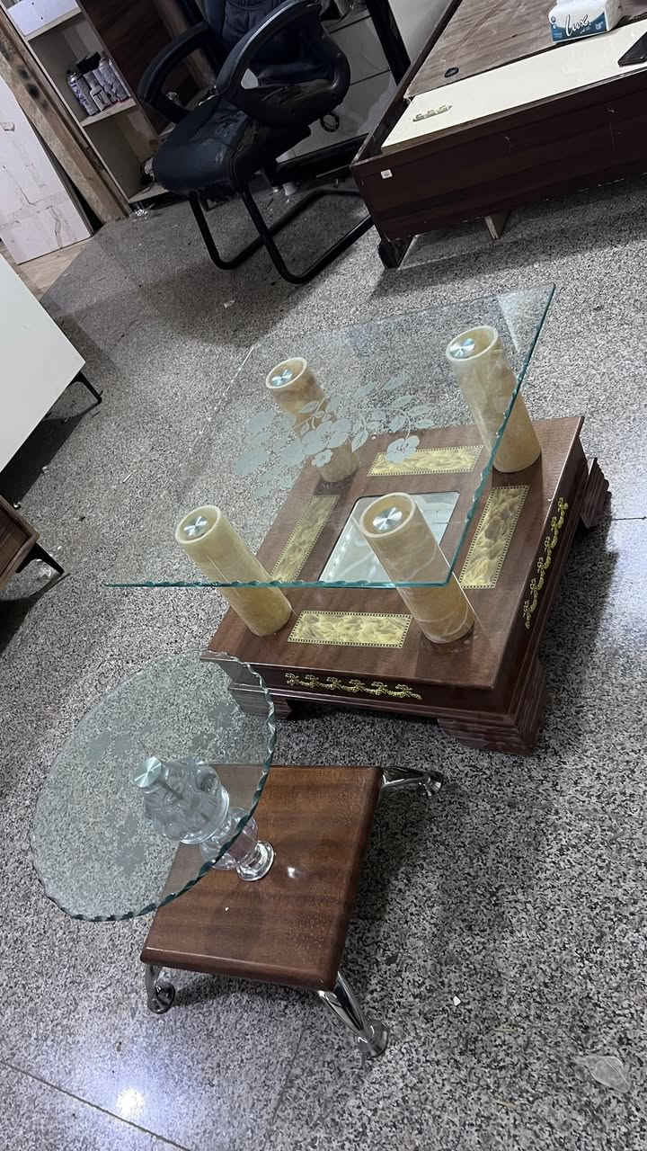 مزاد البركة لبيع الأثاث المنزلي الأسعار داخل الصوره وبيه مجال بسيط 
العنوان الفلوجة حي الضباط مقابل جامع المدلل متواجدين من الساعه ال ١٠ صباحاً الى ١٠ مساءً
*********** واتساب واتصال 
*********** واتس آب فقط 
0774 143 1229 اتصال فقط
