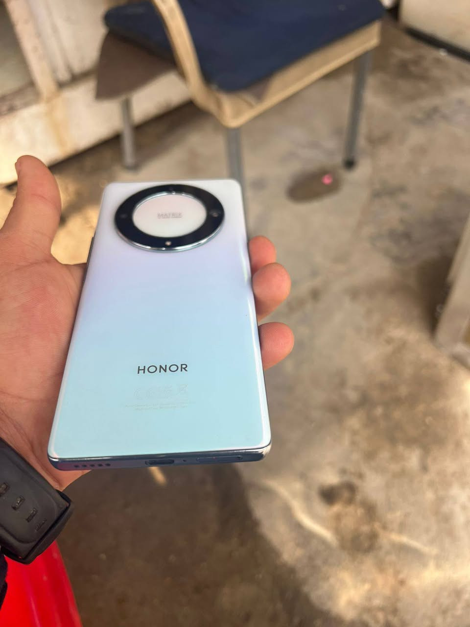 هونر x9a ذاكرة ٢٥٦ بلادي      مراوس بأيفون      مكاني بعقوبة ***********
