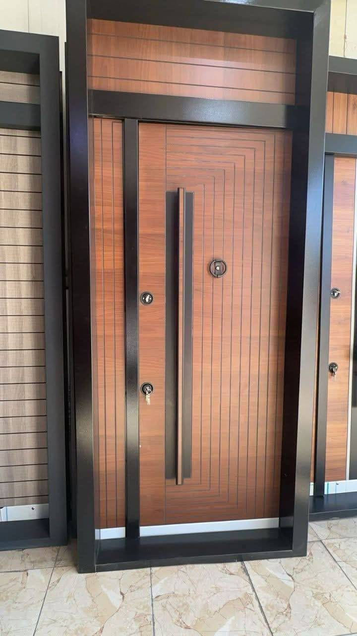 معرض كاكه مروان ..💯
لكافة انواع الابواب القاصة والابواب الداخلية نوع عظم والمطابخ والشبابيك والمحجر
*  تصاميم عصرية تناسب ذوقك واختيارك مع تصاميم حسب الطلب 
*ضمان في المتانة والرصانة والقياس المناسب 
*امان عالي و مقاومة للعوامل الجوية 
#معرض كاكه مروان وجهتك الافضل لبيت استثنائي 🫰
العنوان : الديوانية -طريق الحولي -الجامعة -مجاور فيرست مول  من الساعة 8 صباحا الى 10 ليلا
بأدارة  سجاد الخفاجي 
للتواصل :مراسلة الصفحة او الاتصال 
***********
واتساب ***********
