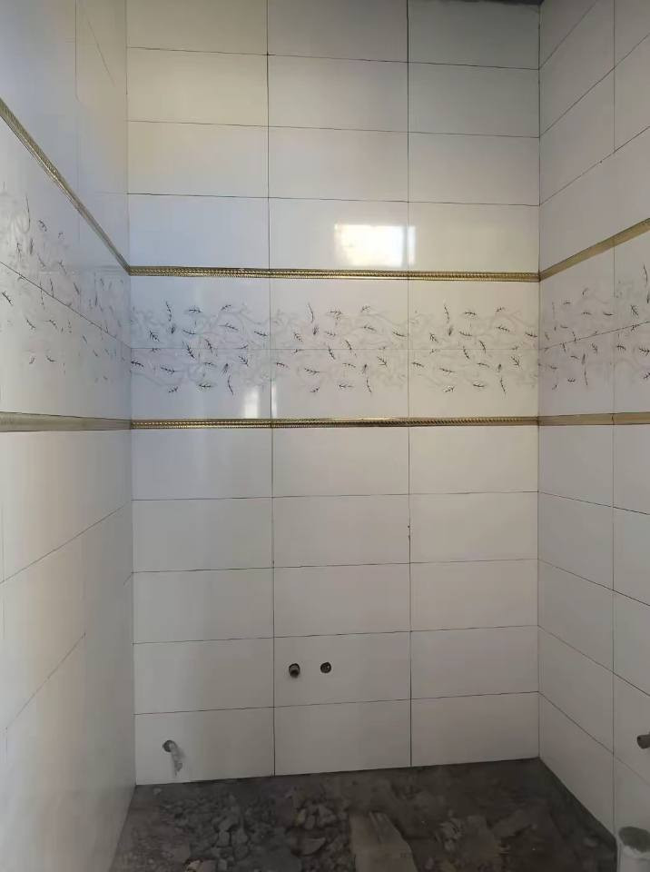 اخوتنا الخلفات السلام عليكم گاصوص سيراميك متفرغ وملتزم والله يرزقكم ويرزقنا ‏‏‪***********‬‏
