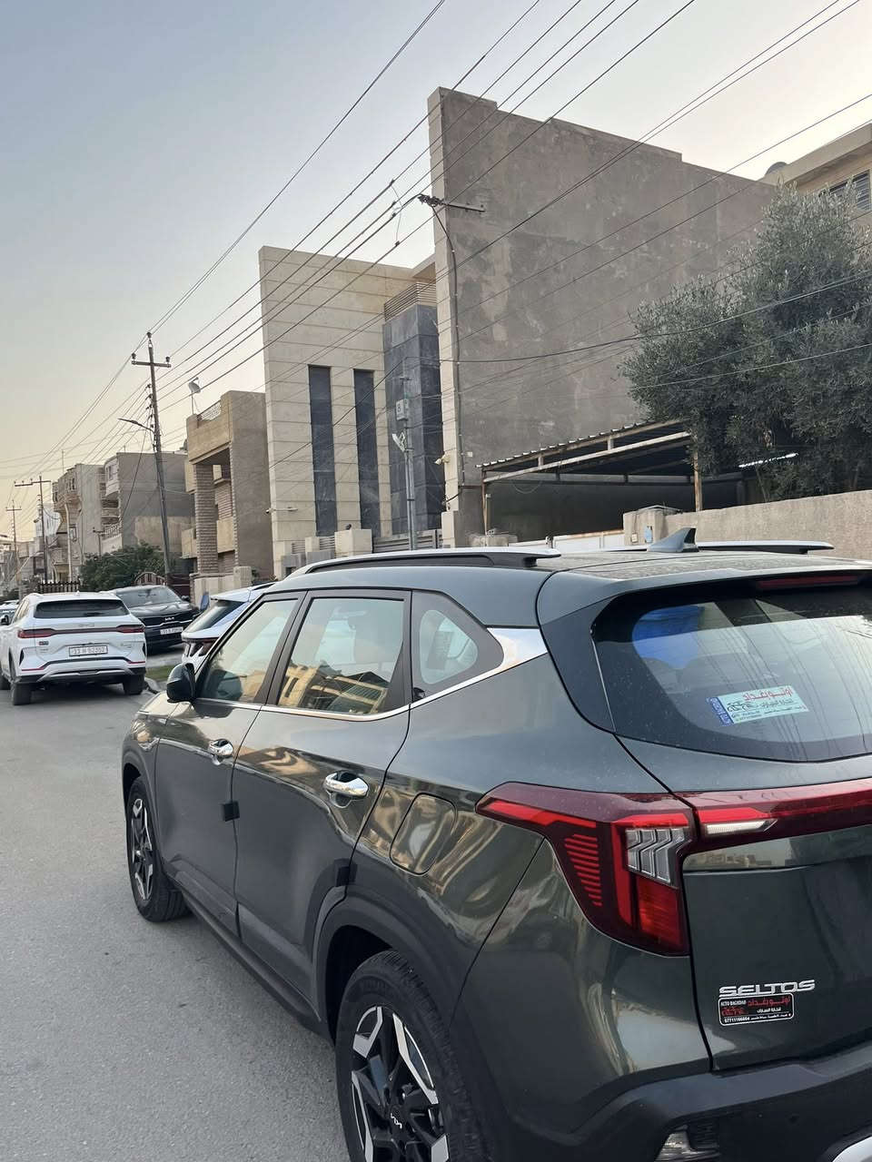 سلام عليكم
سيلتوز موديل 2024 خليجي بدون قطره صبغ ولا ضربه ولا بارد
رقم أربيل الدولي ماشيه (5000)) 
لون زيتوني 
فولل مواصفات ⬇️
١- بصمه 
٢- بانوراما 
٣ بصمه ابواب 
٤- شاشه بلاديه 
٥- كامرات عدد ٣ 
٦- شاشه ديجتل
٧- كروس سرعه 
٨- هاند بريك بصمه 
٩- كشنات جلد لون ابيض
١٠- كشنات تدفئه وتبريد 
١١- كشنات كهرباء 
١٢- مودات قياده 
١٣ شاشه عطلات 
١٤- حساسات اماميه وخلفيه 
١٥- تحكم ستيرن 
١٦- مري شفط 
١٧- مري اشاره 
١٨- ترحيب داخلي وخارجي 
١٩- تبريد قطعتين 
٢٠- ليد صباحي 
٢١- بلوجكتر
٢٢- ويل كب 
٢٣- يدات نيكل 
محرك 1500 دبل نووزل  
مكاني بغداد السيديه 
***********
