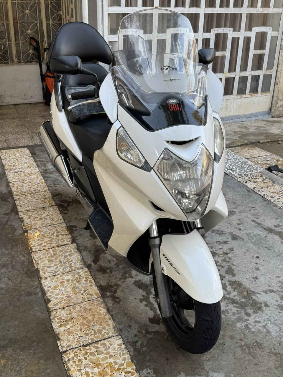 رقم بغداد ٦٠٠ abs اوفر مود جنطة مثلثة جامه قطعتين ماشية ٤٤الف السعر ٤٠ قفل
***********
