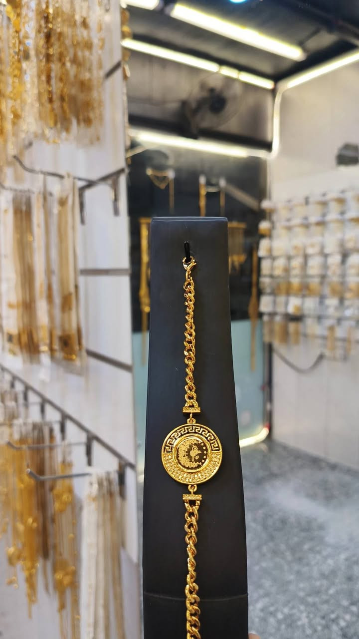 اشور للذهب البرازيلي بغداد الزعفرانيه دور شهداء قرب مركز الشباب يوجد خدمه توصيل أي استفسار راسلنه ع واتساب ***********
