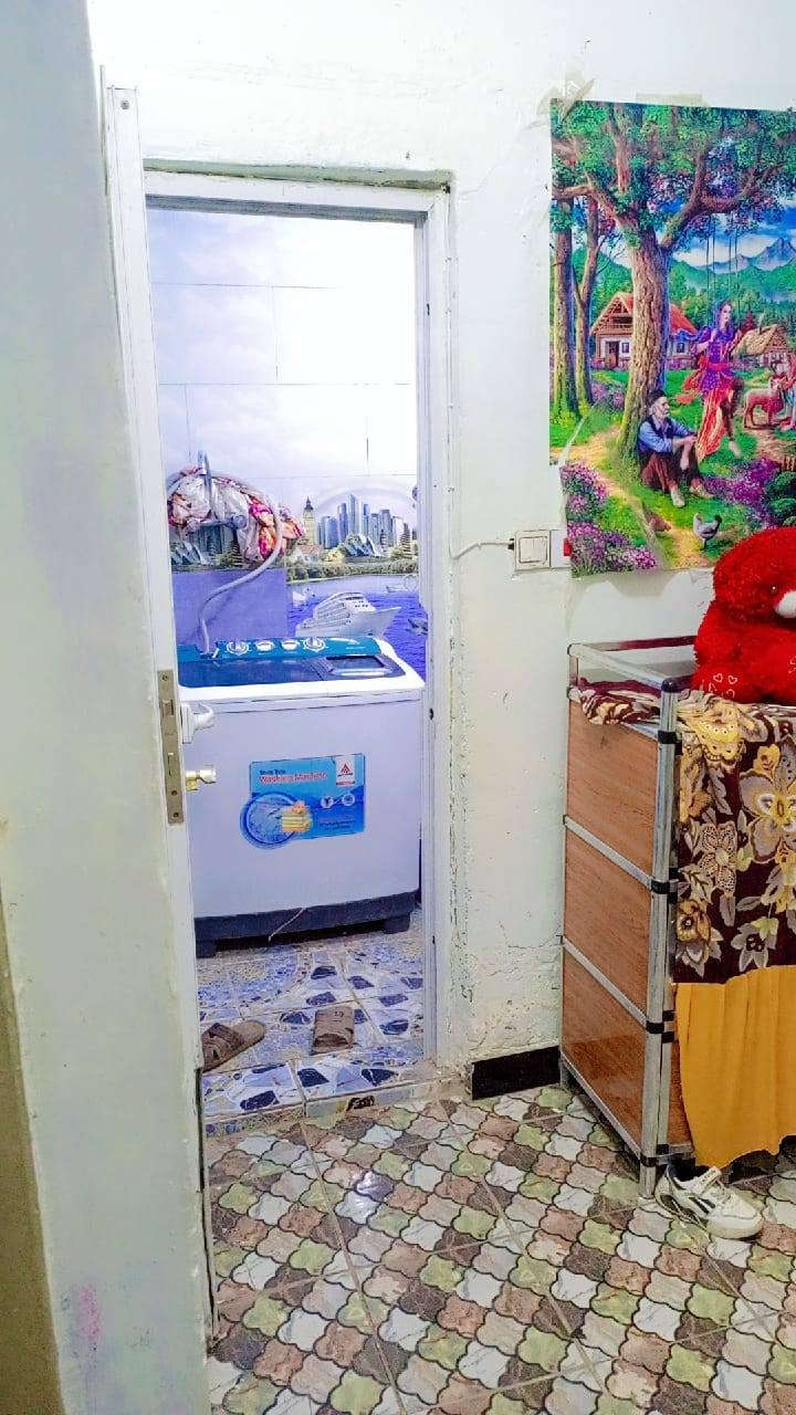 بيت بحي الزيتون 
المساحه 100 متر 
طابو صرف حر يداور باسم المشتري 
البناء عكادة والاساس صب 
جيران ذهب 
وبسعر مناسب جدا 

للاستفسار ع رقم او الواتساب ***********
