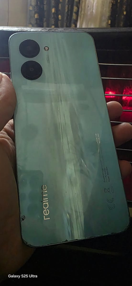 ريلمي c33 للبيع 
ذاكره ١٢٨ 
رام ٤ +٤ 
موبيل شرط مامفتوح
سعر 90 وبي مجال بسيط


**إذا كنت صاحب هذا الإعلان وتريد حذفه لأي سبب، رجاءا أرسل رسالة إلى الدعم الفني**