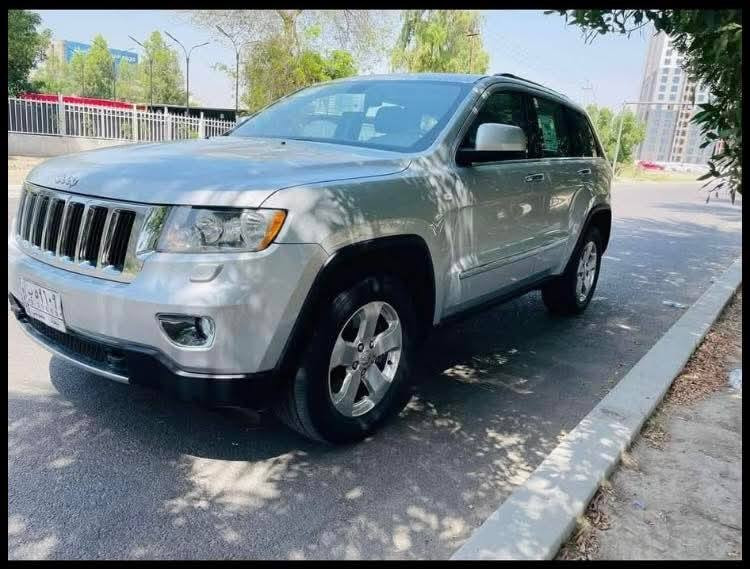 بيع او مراوس
ملاحضه الساره احله من الصور
سلام عليكم جميعاً  
للبيع او مواوس
جيب لاريدو فول موديل 2013 
السياره وارد خليجي
مواصفات
فتحه سلايد روف
بصمة تشغيل عدد2
 بصمة ابواب
كشن كهرباء
كشنات جلد
زراك لايت
شاشه كبيره
ويل كروم بلادي
حساسات خلفيه
كامرا خلفيه
فول تحكمات
فور ويل
وباقي المواصفات المعروفه
مكانه بغداد البلديات
للاتصال ***********
