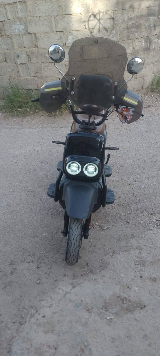 سلام عليكم شباب دراجه شحن نوع كوريا ام ار
 حجم 19👌🏿
ملف 2000🤪
 عقل رياضي😱
 بريكات هايدروليك 😏
شاشه تعرضلك😮
 الكيلو متر والسرعه والشحن والبريكات والستاند جانبي🫣
 والستاند ثنائي 
تخم اشاير 🥹
ودرع على كل الدراجه 🤯
جنطه اضافيه 🙂‍↕️
بطاريات مسطره كبار 40امبير  👆🏿
نضام مانع سرقه وتشغيل وتقفيل وفتح عن بعد✍️
 الدراجه كفاله عامه زيرو ❤️‍🔥
وشاحنه اصلي👌🏿
 ومري جانبيه👀
 وجامه اماميه 🤟🏿
واقيات
 نضام Abis مانع انزلاق
 بيه قاطع دوره 
بكلايت خلفي 
لد زنون علي ناصي💎
ويل 20/12 جوبلس الاصلي
دبل الخلفي اصلي مو تجاري 
وبعد بيه مواصفات  
سرعه 70بتطبيق ويز😱❤️‍🔥
 السعر550🧠🫴
***********
