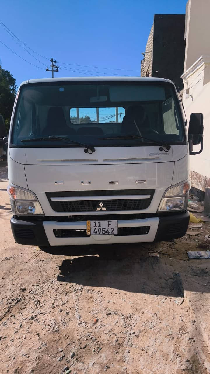 السعر 290

رقم بغداد

 مكانها نجف 

***********
