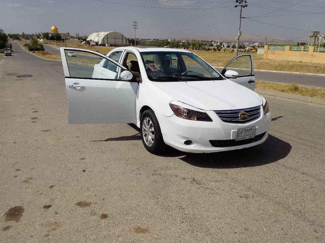 بیوادی 2013    ژم/  ***********
 گێڕ تۆماتیک 
فول مواسەفات 
تەبرید لەسەر سویج 
گێڕو مەکینە بەشەرت 
سەنەوی ئەوەلیات بەشەرت 
دینار مەسروفی تیا نیە
 نمونە لەجوانی  دەعموو لێدانی نیە 
نرخی ٣٤گەڵاو مەجال

 ژمارەی خاوەنی ***********
*********** السليمانية, العراق

