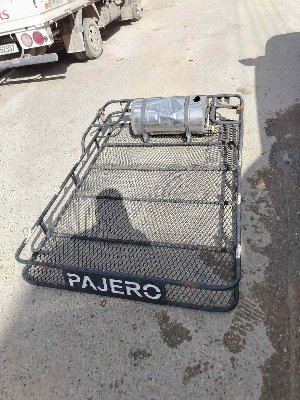 سلاام عليكم سيبايه للبيع هيه وتانكي وكرك مالتهه البلادي موجود وبلوجكترات الصليه اثنين وقواعدهن كامله الاتصال على الرقم //***********
