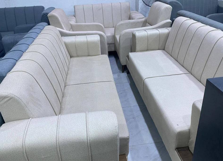 تخفيضاااااات 😍 السعر 450 الف
اي تخم ب 450 الف فقط
تخم جديد 5قطع 10مقاعد
لحكو اخر 4 قطع

مـجمـع علي الشويلي
ناصريــــــة  شــــارع 30
 مجاور مكتب الصدرين للعقار

*********** 
***********
