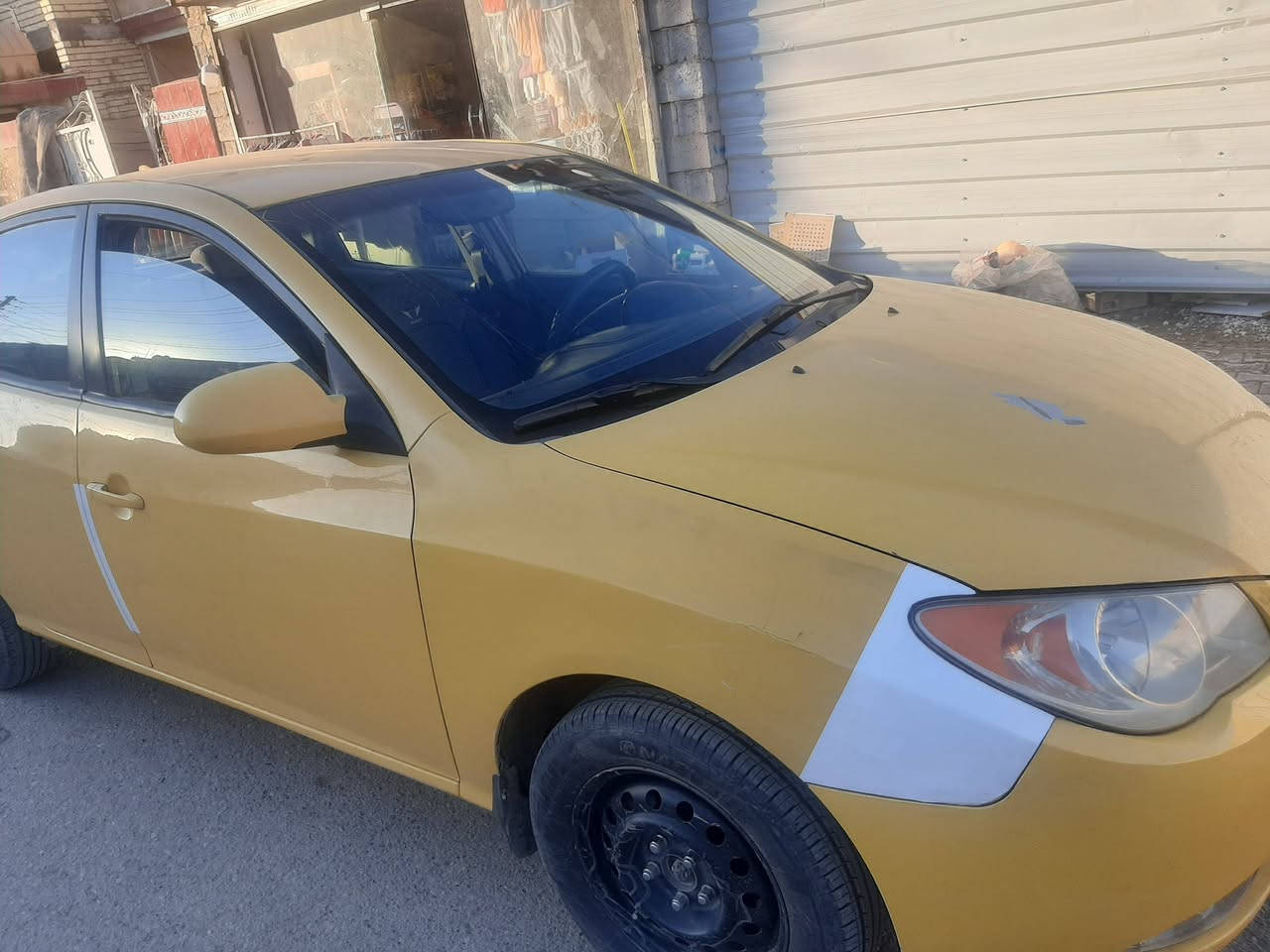 ألنترا موديل 2010 وارد أمريكي 
رقم بغداد، الحادث بنيد وجاملغ فقط
***********.
