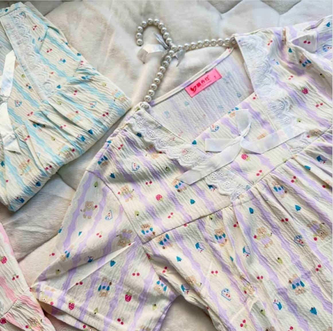 التراكات الصيفيه القطنيه نقوش بنترست توفرت يمنه
اضمنلكم خامتهن❤بارده وقطنيه شرط تتاكدون منهه
متوفر جميع القياسات للحجز خاص 
توصيل الف داخل سبع البور


**إذا كنت صاحب هذا الإعلان وتريد حذفه لأي سبب، رجاءا أرسل رسالة إلى الدعم الفني**