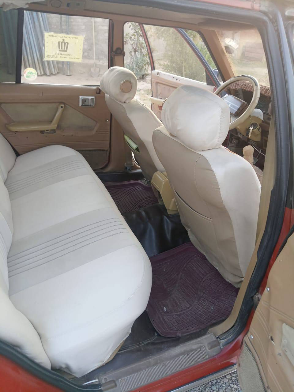 السلام عليكم سوبر 85 اللبيع مصبوغ
جماليه رقم مسطره جديد طخم امامي جديد والخلفي تبريد شغال وتتفيه كير ومحرك شرط 
السعر ***********
