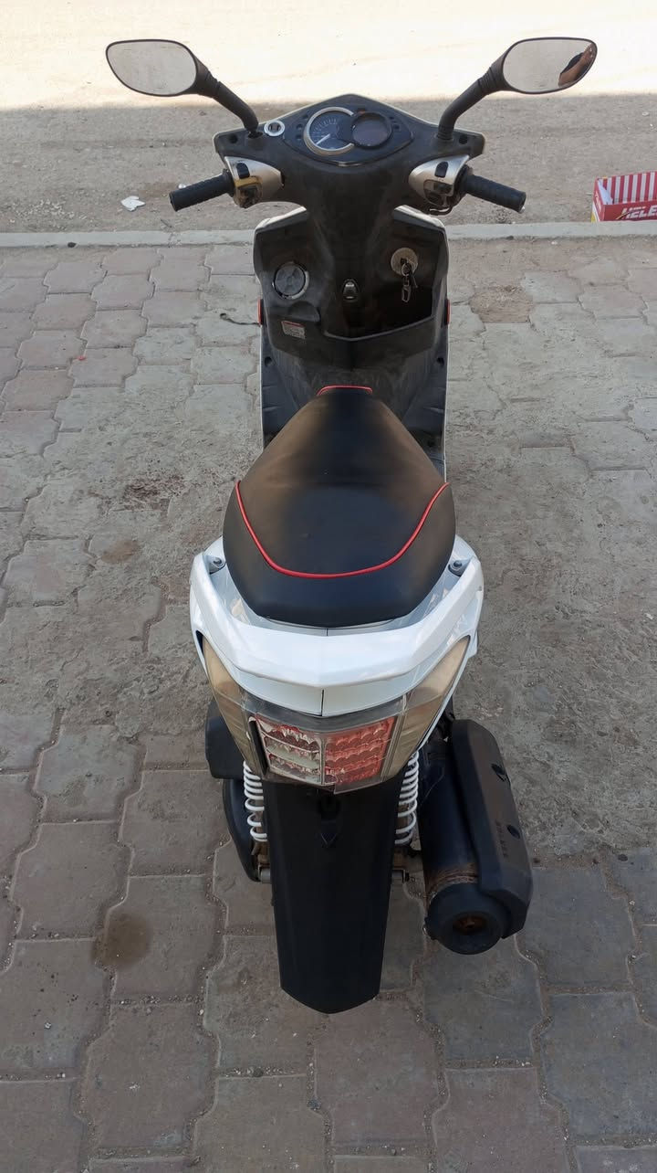 السلام عليكم دراجه سگنس فحل دراجه جاهزه ما بيهه أي نقص كلهه شغاله وسعر مناسب جدا مستعل على بيعهه ***********
