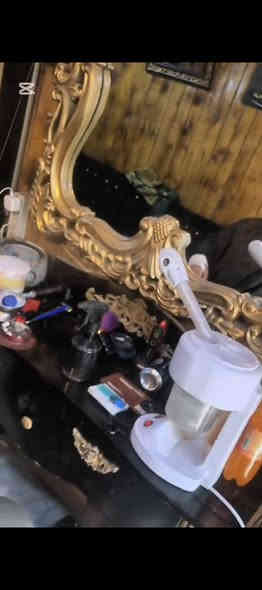 محل حلاقه للبيع جاهز تعال وشتغل
سبب البيع ضرف ومستعجل 💈
مكانه بغداد المعامل بستان سامي قرب محطة غالب الباوي
ميوزه ثنين ومرايات وفاترينه وكرسي غراض جدد قبل مده مرتب المحل حياطين خشب germn وسقف مغلف خشب ونقشه حلاقه اناره كامله جديده بنكات تعليق ٢ سبلت ٢ طن توسوت براد شاشا سخان قنفات ٢ منضومة نت ادوات الحلاقه مكائن ول ماجك اصلي ٢ وصفر و مكائن حتياط ٢ بخار وجهاز شفط محل كامل كبل اشتغل موقعه ححلو ومرتب 
📍 بغداد المعامل بستان سامي 📍
***********
