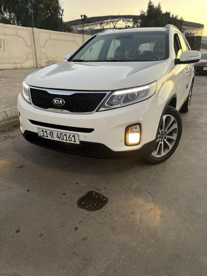 السلام عليكم
سورنتو موديل 2015 خليجي مكفوله سياره من صبغ وضربه وتبديل كفاله 
مواصفات السياره..
بصمة أبواب عدد ٢ 
حساس امامي+خلفي 
كامره خلفيه 
مكينة ٦سلندر ٣٥٠٠ 
ترحيب 
كشن كهرباء 
٣ قطع تبريد 
تبريد شاشه 
اضائه ليزر في الابواب  نضام ECO و ٣ انظمه قياده كروس السرعه….سياره جديده جداً ماشيه ٦٠ الف حقيقي تخم تاير جديد سبير مانازل العدة كلها موجوده رقم بغداد دولي هزه جديده سياره على أيد وحده مكينه وكير وتبريد وحداديه كفاله عامه
مكان السياره بغداد
رقم الهاتف ***********
….
