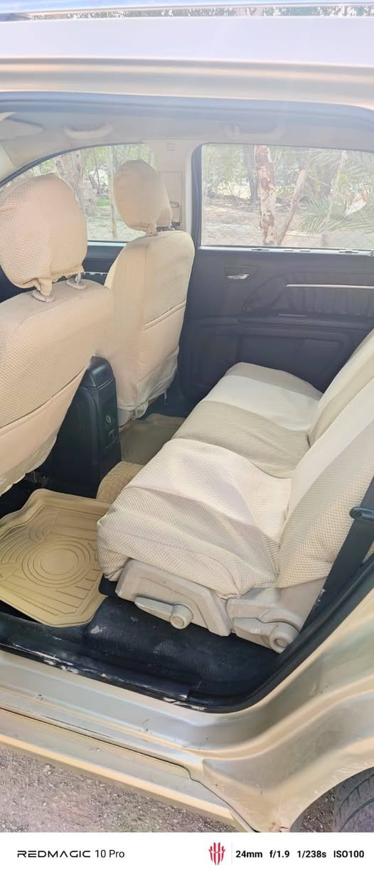 السلام عليكم    جورني موديل ٢٠١٠ رقم بغداد سنويه بأأسمي رقم جديد. السعر ٩٥ مع مجال الاستفسار اكثر الاتصال *********** مكلف بنشر لكم مني التحيه الاحترام
