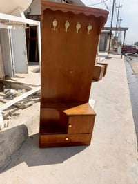 زاويه خشب صاج • للملابس • نظيفه