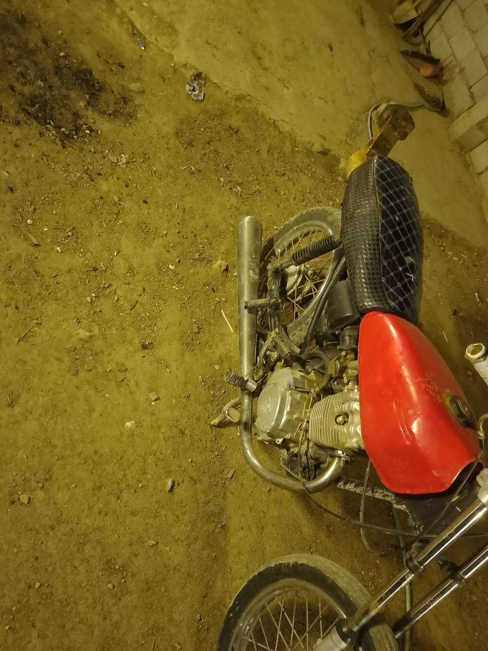 السلام عليكم شباب دراجه كلك موديل 17 سعرها 250 مكان شاطره حاول عباس***********
