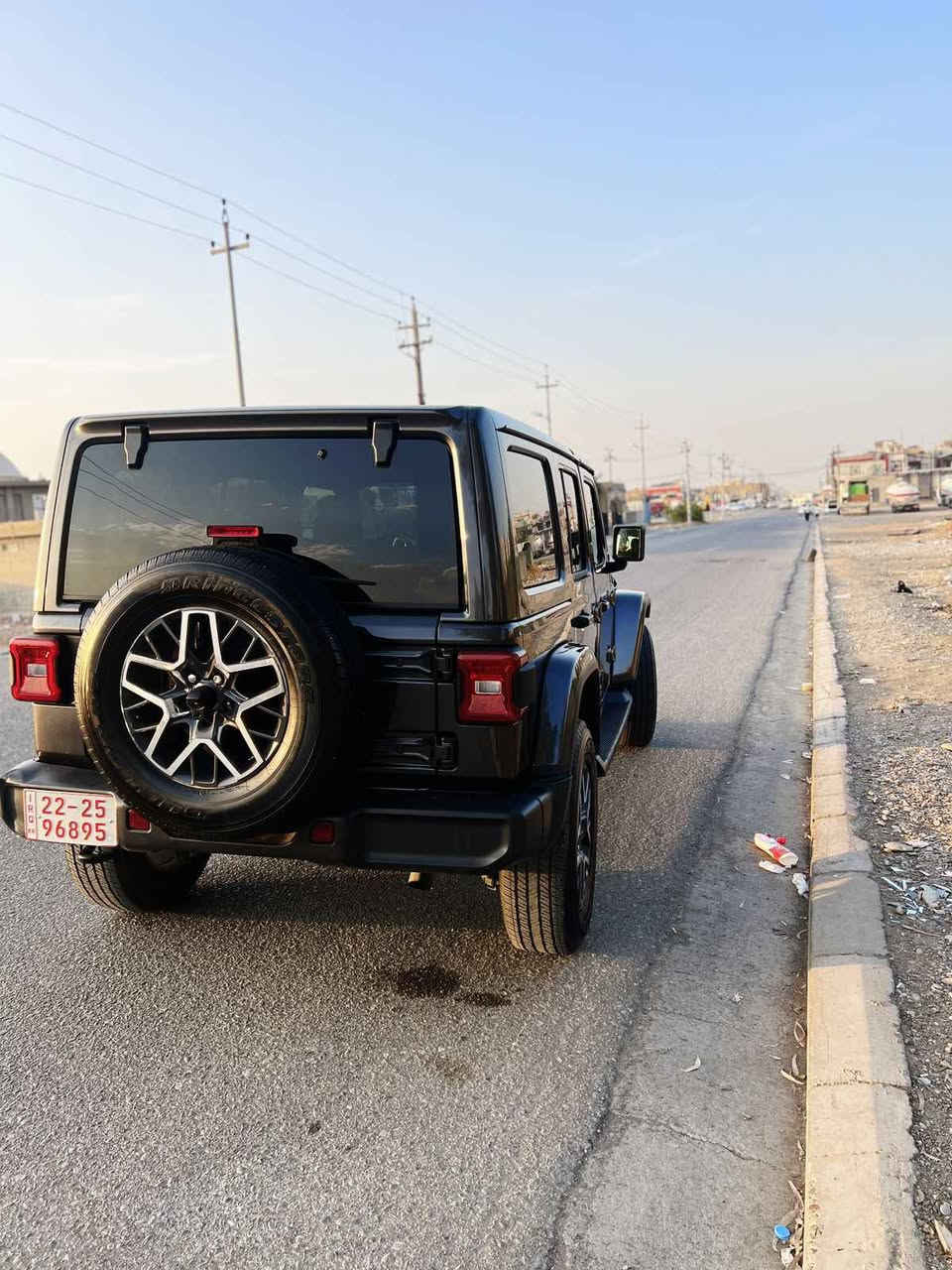 بسم لله الرحمن الرحيم 
للبيع فقط 
جيب رانجلر 2025 مواصفات سحارا 
لون نفطي
ماشي 13 الف ميل
4سلندر توربو
حادث جملغ بوند مبدل بلادى 
ارباك سوكان سستم مع جام
رقم كاتي تترقم شيمال 
فحص و هزا كامل 
باقي فقط ترقيم 
شغل ساعة
كوشن 🔥 
استرن 🔥 
مواصفات معروفه 
سعر 250 ورقه
***********

جيب رانجلر بو فروشتن 
مواصفات سحارا 
13 هه زار روشتوا 
دوو بارجه بلادى كوراوه 
ارباك سوكان سستم 
بونيد جملغ 
جوار بستن 
رقم كاتي أربيل, العراق
