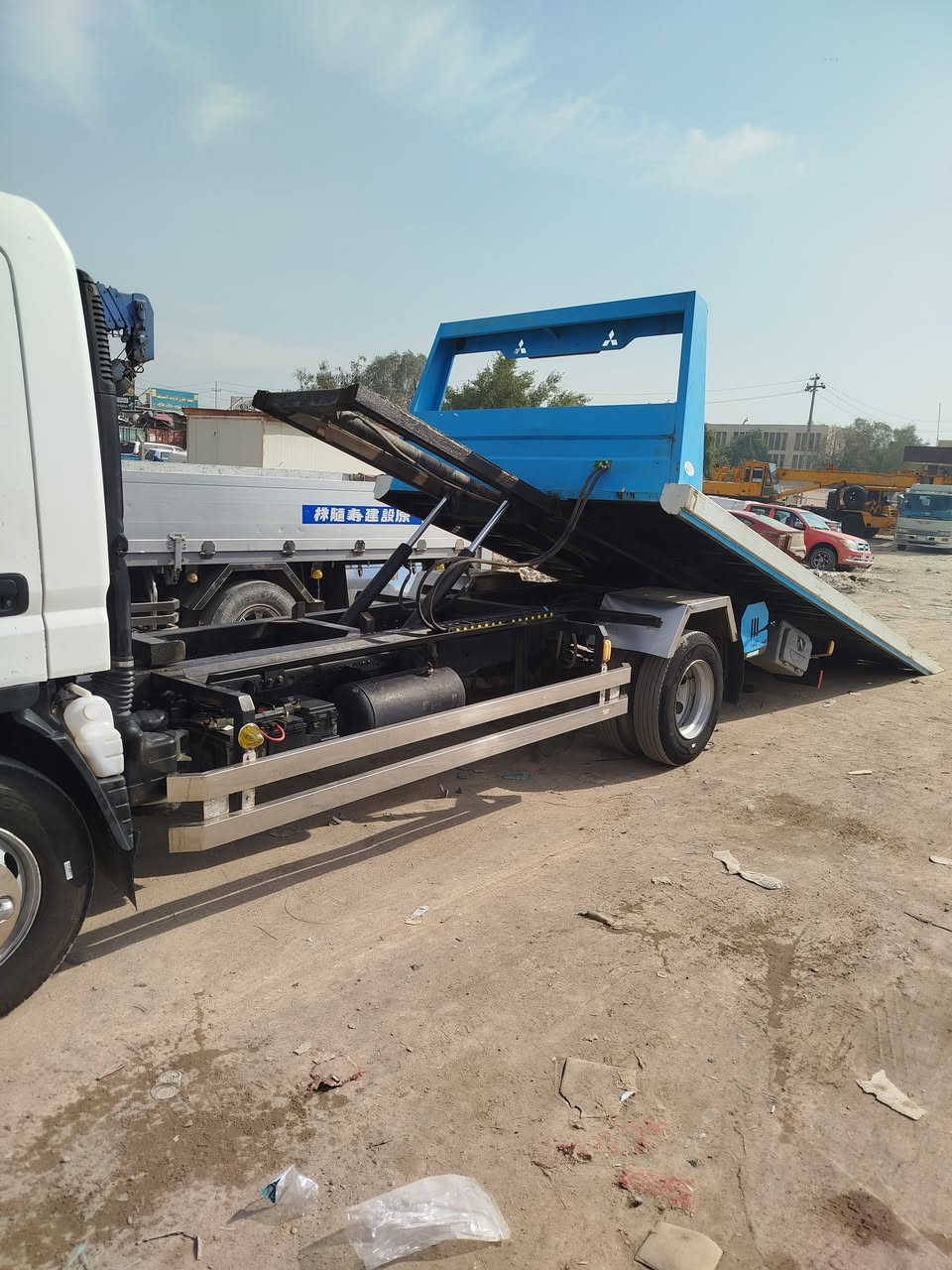 كنتر اللبيع موديل 2011 رقم بصره مكفولة بسمي سياره خير من الله السعر ***********
