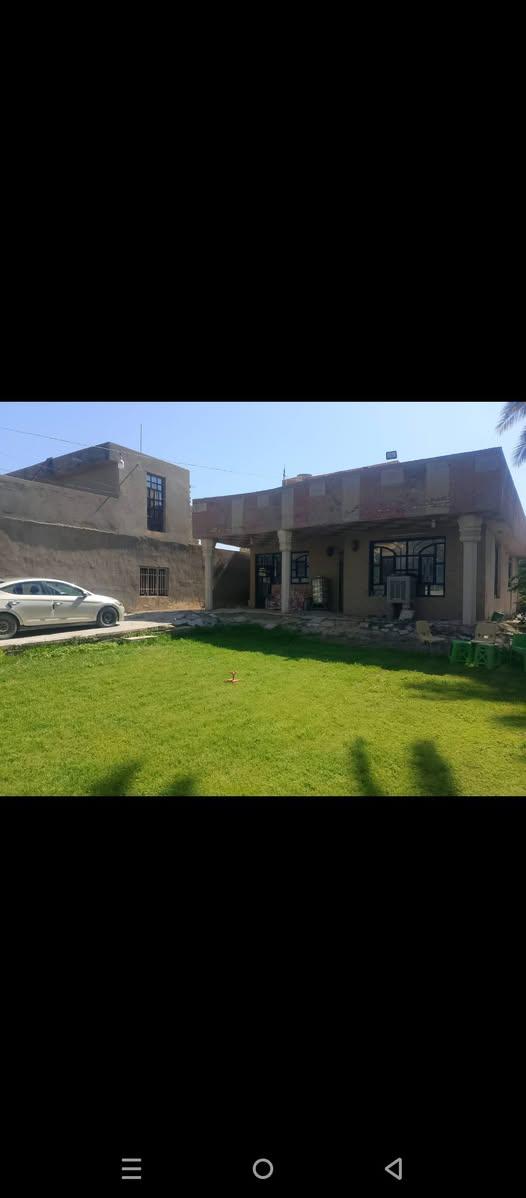 السلام عليكم بيت للبيع مساحه 800 طابقين ثلاث غرف نوم استقبال مطبخ صحيات تحويل باسم المشتري الراشدية قرب جامع خاتم الانبياء والمرسلين ***********
