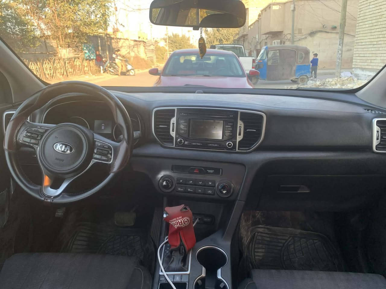 سبورتج 2017 جاهزه من كلشي السونار موضح وحادث جدا خفيف موضع بالصوره جاملغ صدر جدا صغير رقم شمالي
السعر 155 وبيها مجال حدا بسيط
للاستفسار ***********
مكان السياره بغداد
