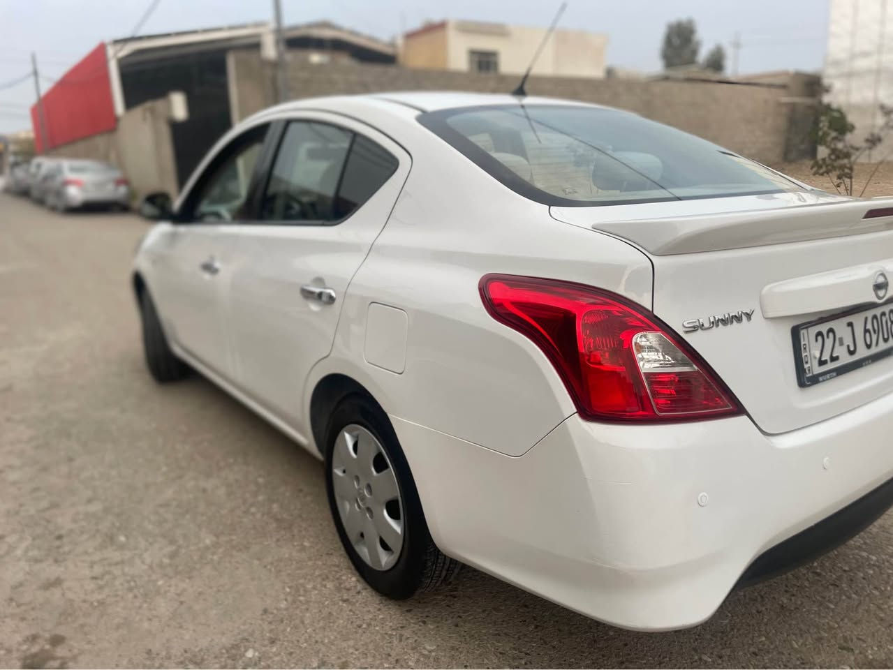 سلام عليكم نيسان صني موديل 2021 سياره كفاله عده بارد بسيط اقل من شبر رقم وسنويه جديده سياره جاهزه ماشيه 90 ألف مكاني كركوك 
***********
واتساب***********
سعر /114 ومجال بسيط كركوك, العراق
