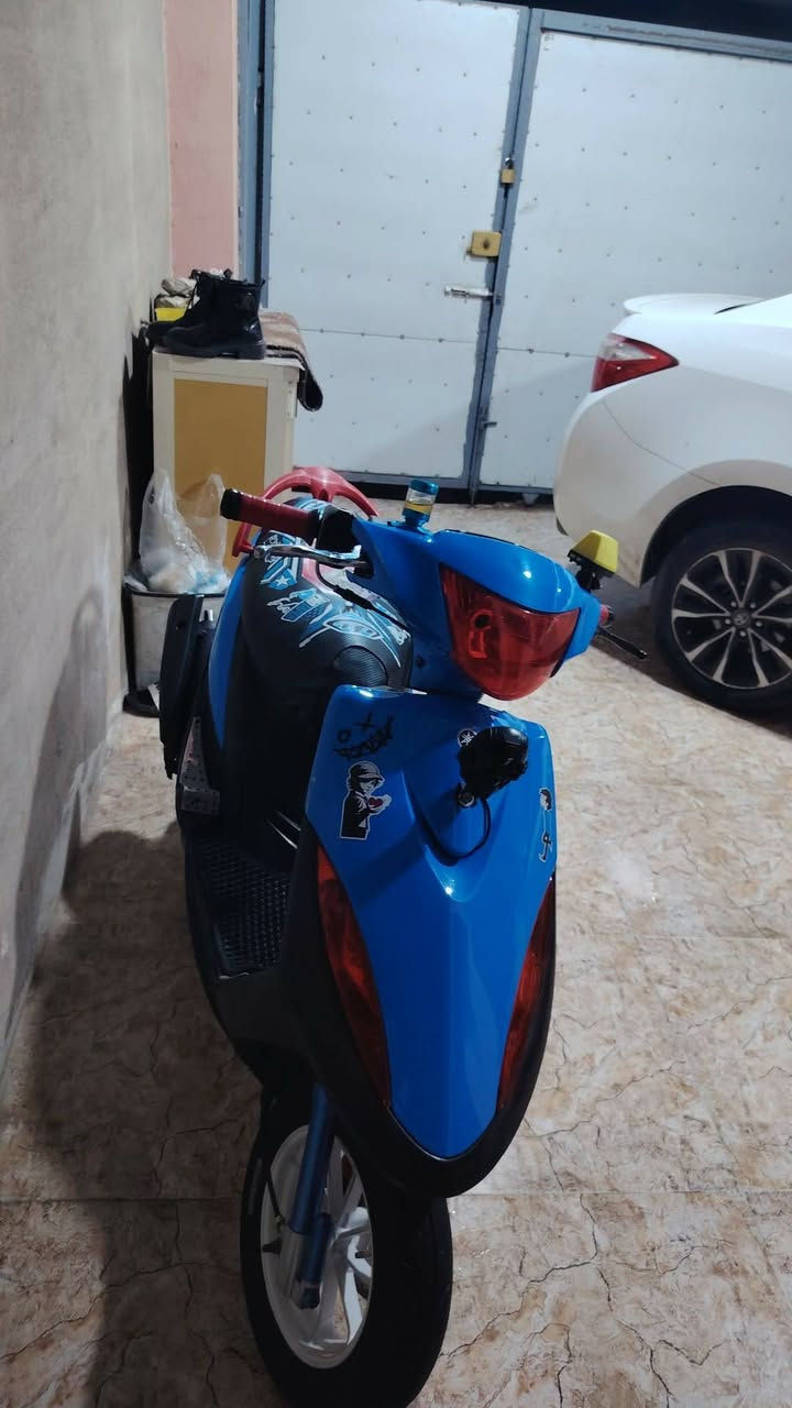 السلام عليكم دراجه ماكس عدله فول تزويد مثل مواضح بل صوره مابيها اي عيب بس سلف عطلن سعر ٥٩٠ وبيها مجال للطيبين تواضل عله هاذا الرقم ***********
