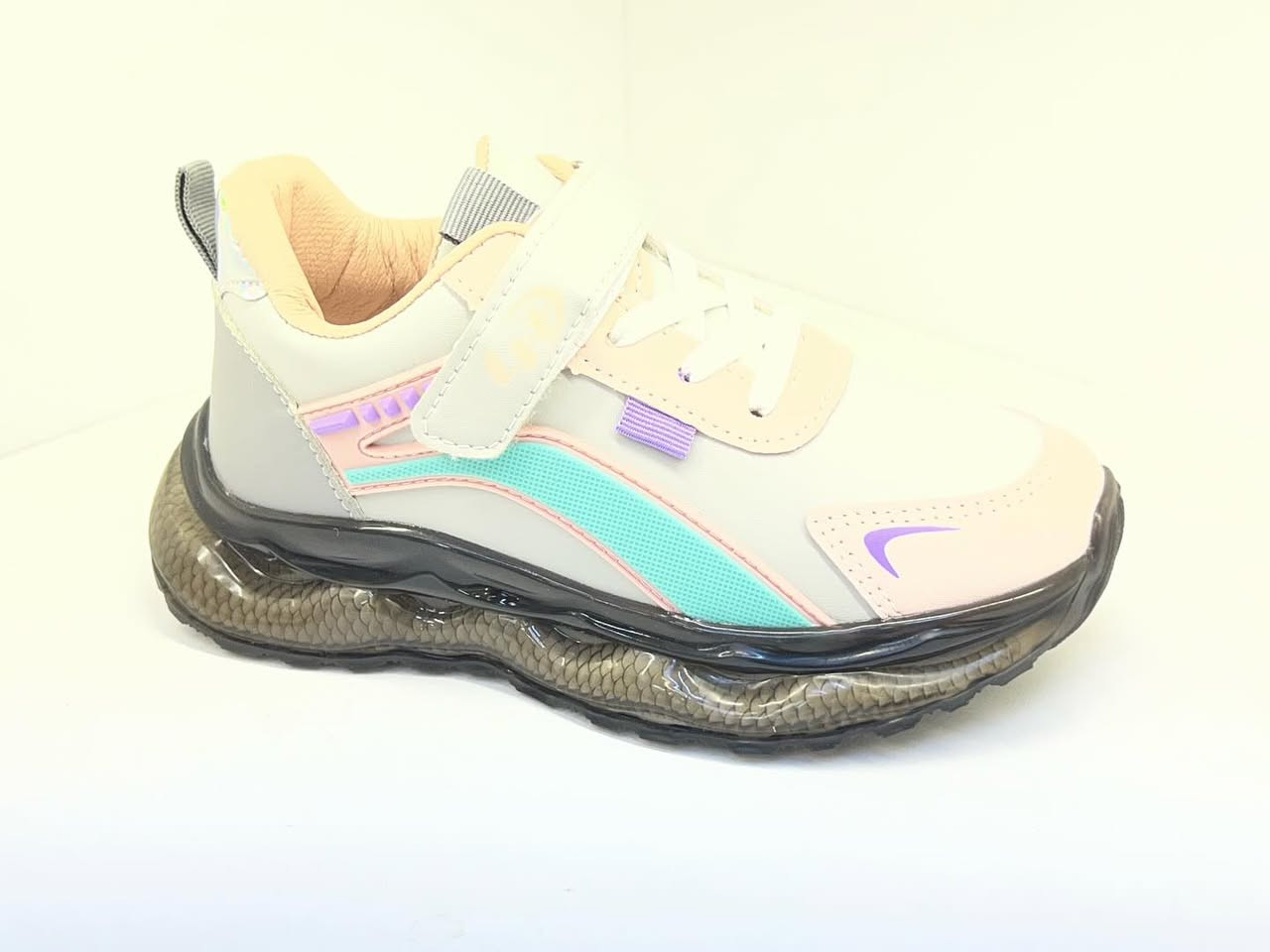 تران شوز أوروبي للأطفال ✨
موديل كلش حلو ومميز مناسب للولادي والبناتي 👟💙💗

✅ الوزن صفر (خفيف جداً)
✅ القاعدة طبية لراحة الطفل
✅ قاعدة جلاتين مرنة وثابتة
✅ متوفر بـ 3 ألوان جميلة
✅ القياسات: 31 إلى 36

📍 العنوان: وسط كوت – شارع الأطباء – قرب د. علي ياسر
🚚 يوجد توصيل لجميع محافظات العراق


**إذا كنت صاحب هذا الإعلان وتريد حذفه لأي سبب، رجاءا أرسل رسالة إلى الدعم الفني**