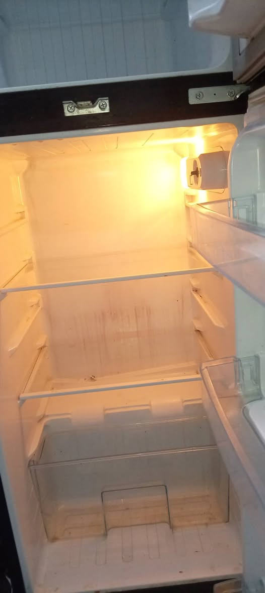 ثلاجه مسعجل ع بيعه ب150


**إذا كنت صاحب هذا الإعلان وتريد حذفه لأي سبب، رجاءا أرسل رسالة إلى الدعم الفني**