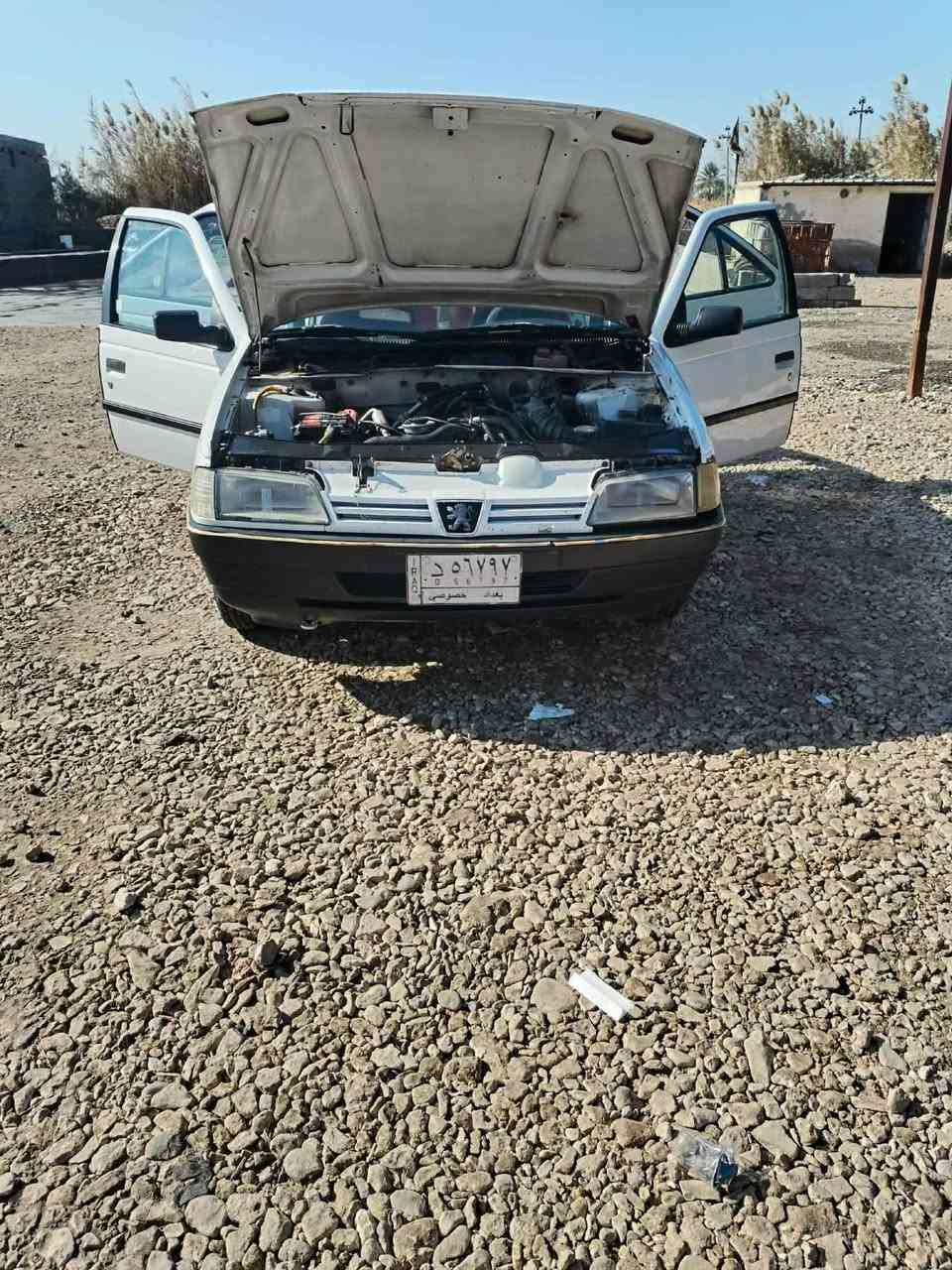 سلام عليكم 👋
بيجوالبيع 
*********** مالكها بل نجف سعر 22 بيه مجال  تبريد شغال بس الدكم عاطله و بيها ضربه جاملغ و بنيد مبدلات
مكان سياره ديوانيه
