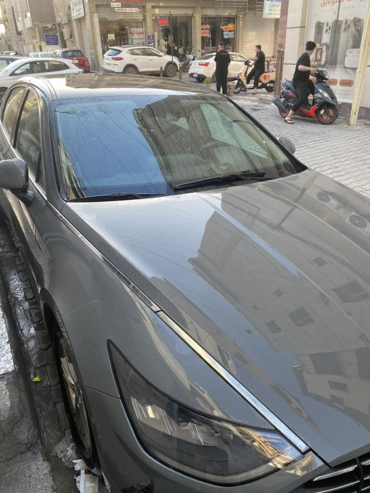 سوناتا 2020 رقم اربيل 
هزه قبل اسبوع وموجوده ببغداد
محرك 2.5 لتر GDI بانزين (4 سلندر) اوتوماتيك ٨ سرعات 
لون اسمنتي الشكل الجديد 
ماشية 65 الف كيلو 
مثبت سرعة
تحكم قيادة ورادار 
اربع وضعيات قياده 
تكييف قوي
حادث جاملغ امامي تبديل قطعة 
محرك وگير سليم  
  ب 160 وقابل للتفاوض والفحص على حسب المشتري 
0781 930 1113
