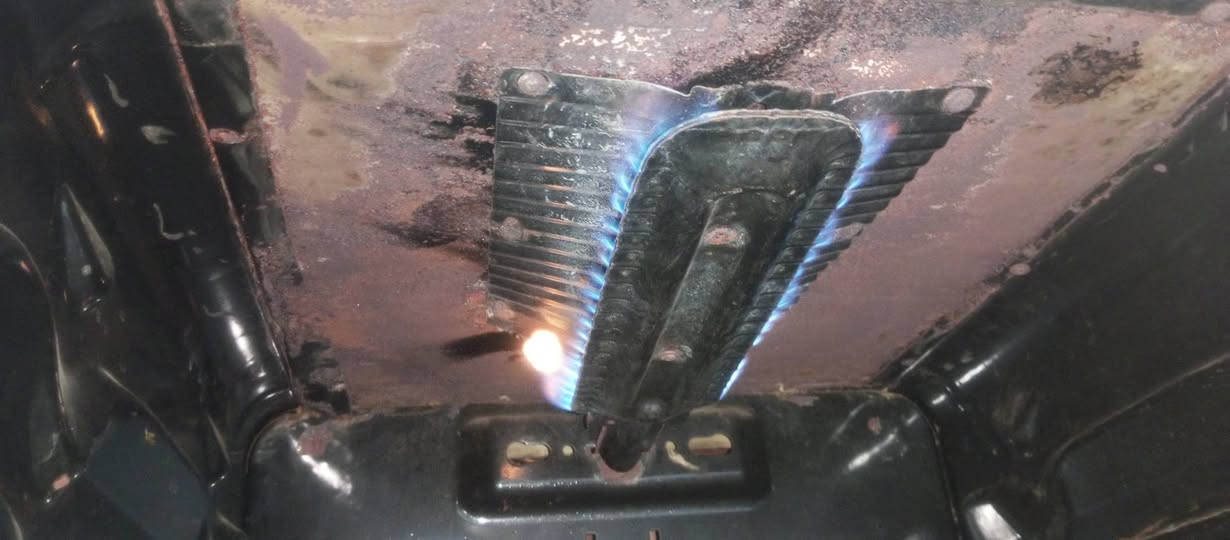 طباخ نضيفه شغاله على فحص سعر 75 وبيها مجال *********** تواصل وات ساب
