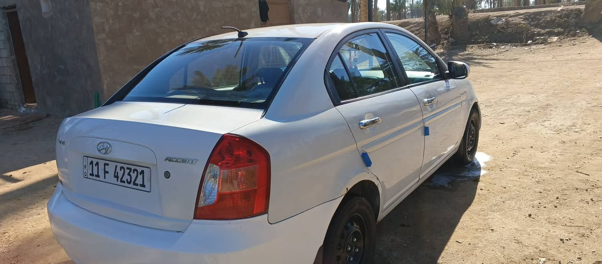 السلام عليكم سياره اكسنت موديل 2010 رقم بغداد نكليزي بسمي سنويه ال2029 مكفوله من كلشي تبريد تدفئه مكينه كير كلشي جاهز مكاني النجف كوفه عباسيه رقمي *********** السعر 90وبيها مجال بصيط بيع او مراوس
