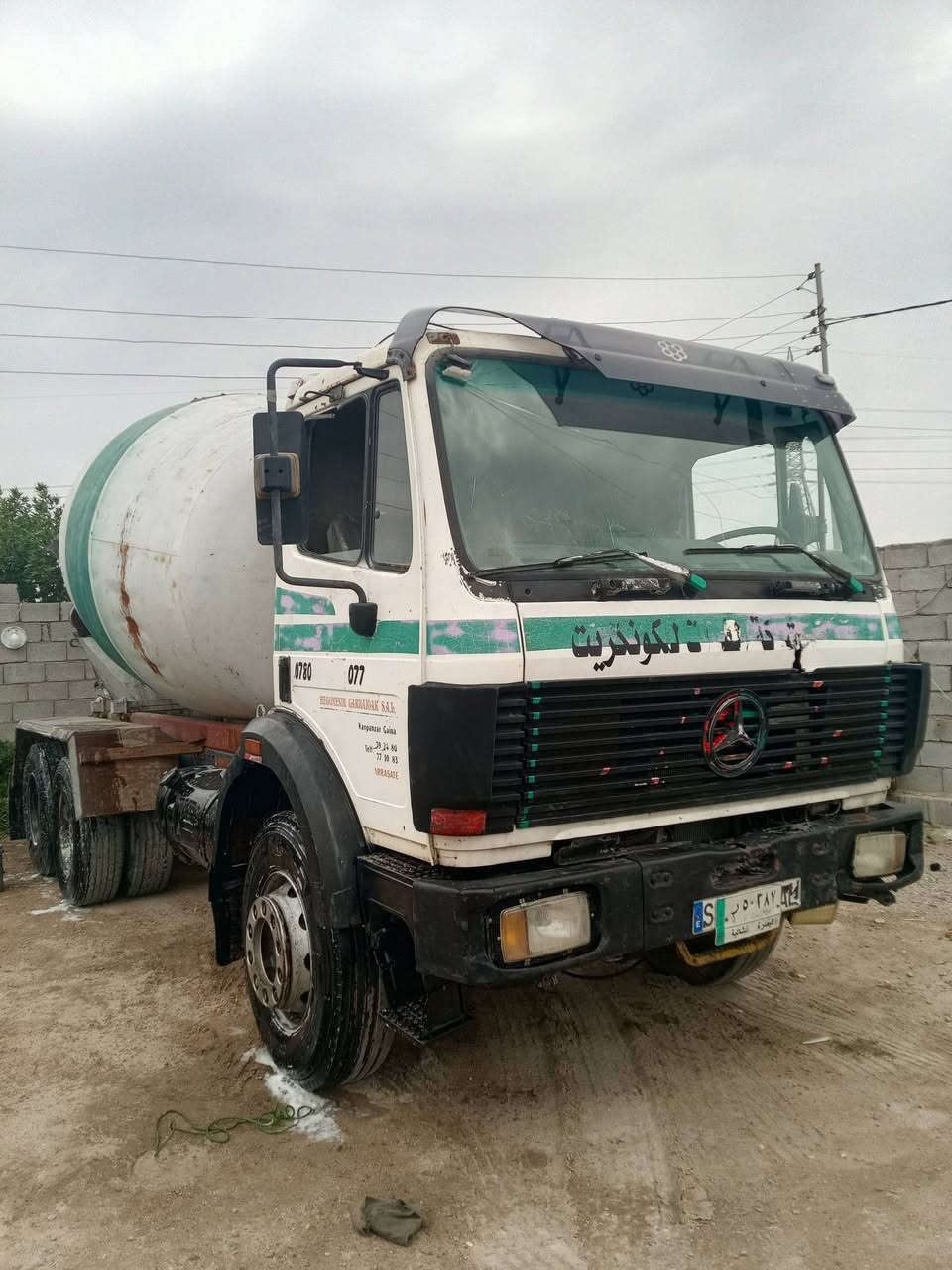 البي فرنسي موديل 94 سكس خباطه شغاله جاهزه رقم بصره تحويل سنويه منتهيه مكينه كير جدد مكينه 8 محسن كير 6 قليج تخم تاير دواخل حلوه سياره جاهزه للعمل 
مكان البصره السعر 135 وبيه مجال ***********
