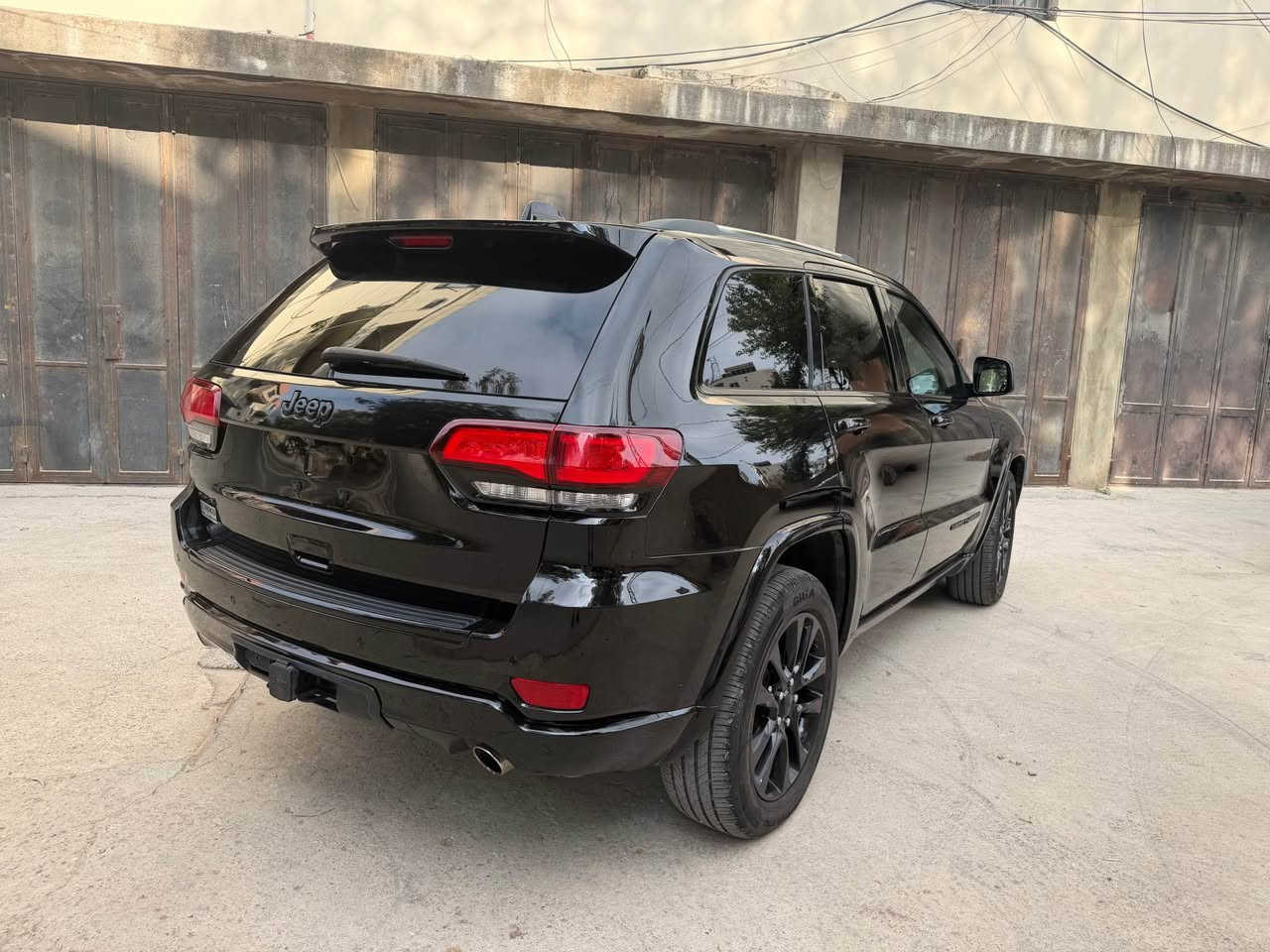 Andaf w ahla cherroke bel aalam  
Altitude 2018 4*4 meche 73 000 mile mafiyo rane
S3ro heloo
Call: 71001040 صربا, كسروان


**إذا كنت صاحب هذا الإعلان وتريد حذفه لأي سبب، رجاءا أرسل رسالة إلى الدعم الفني**
