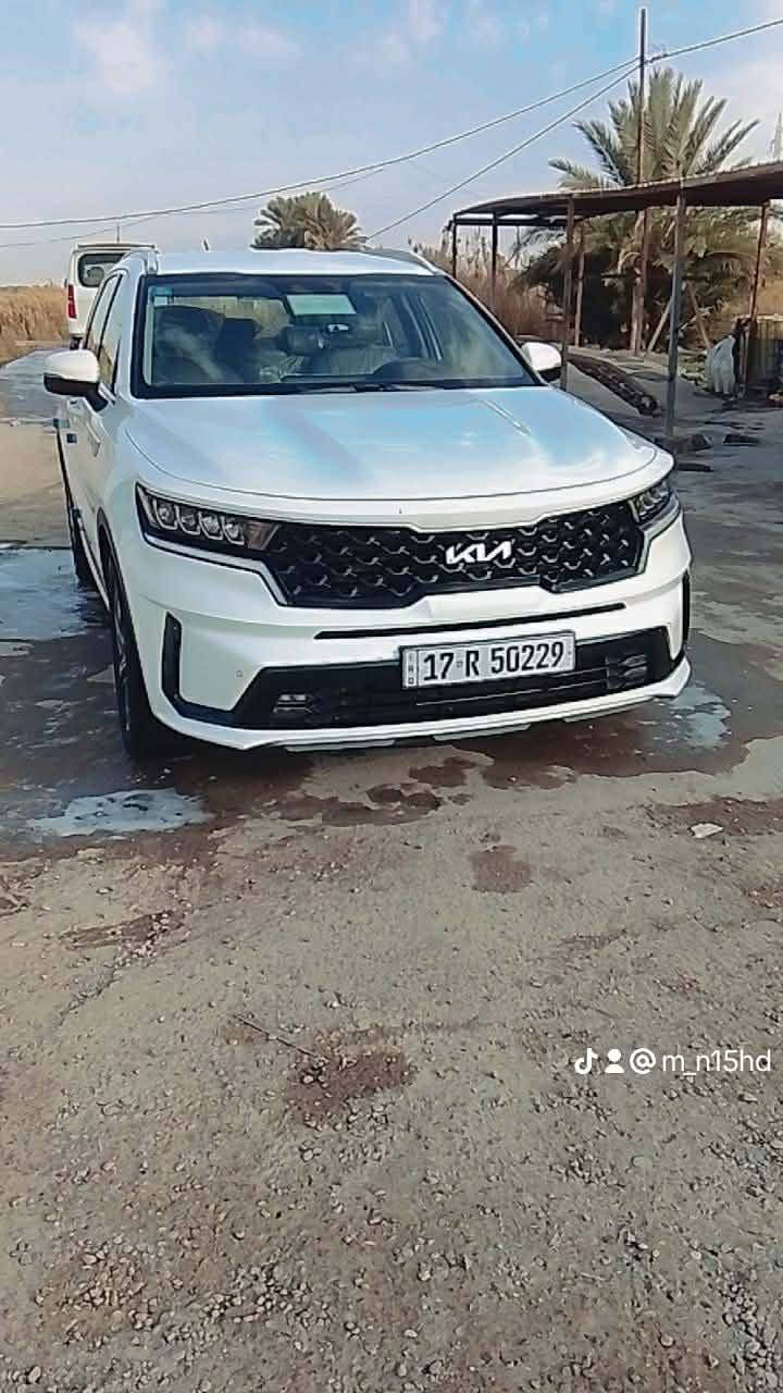 اللبيع سورنتو مكفول ٢٠٢٢مشي ١٠٠ مكانه السماوه *********** سعره ٢٩٠
