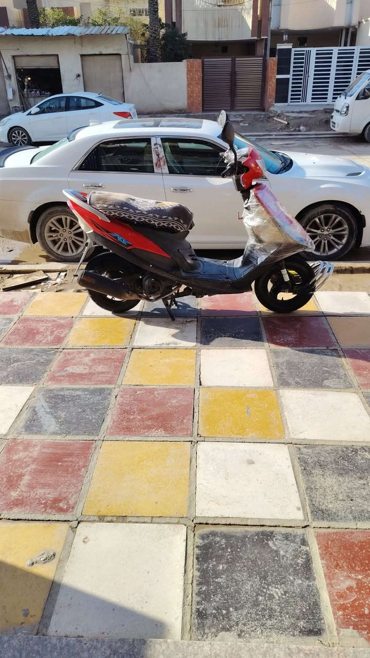 السلام عليكم دراجه ماكس مكفوله كفاله عامه المكان بابل حله يم مركز الثوره السعر خاص ***********
